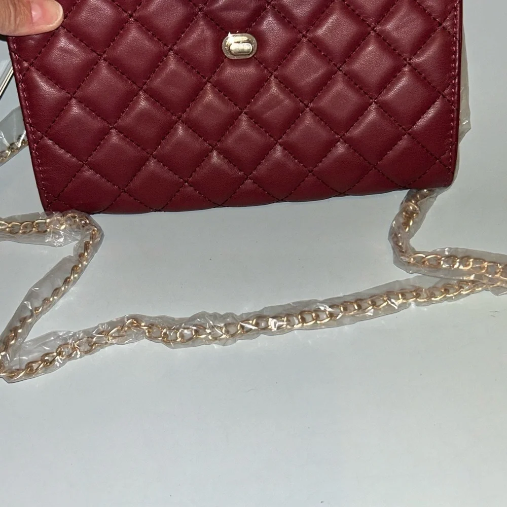 NWT Badgley Mischka crossbody diamond quilted envelope clutch - Picture 8 of 9